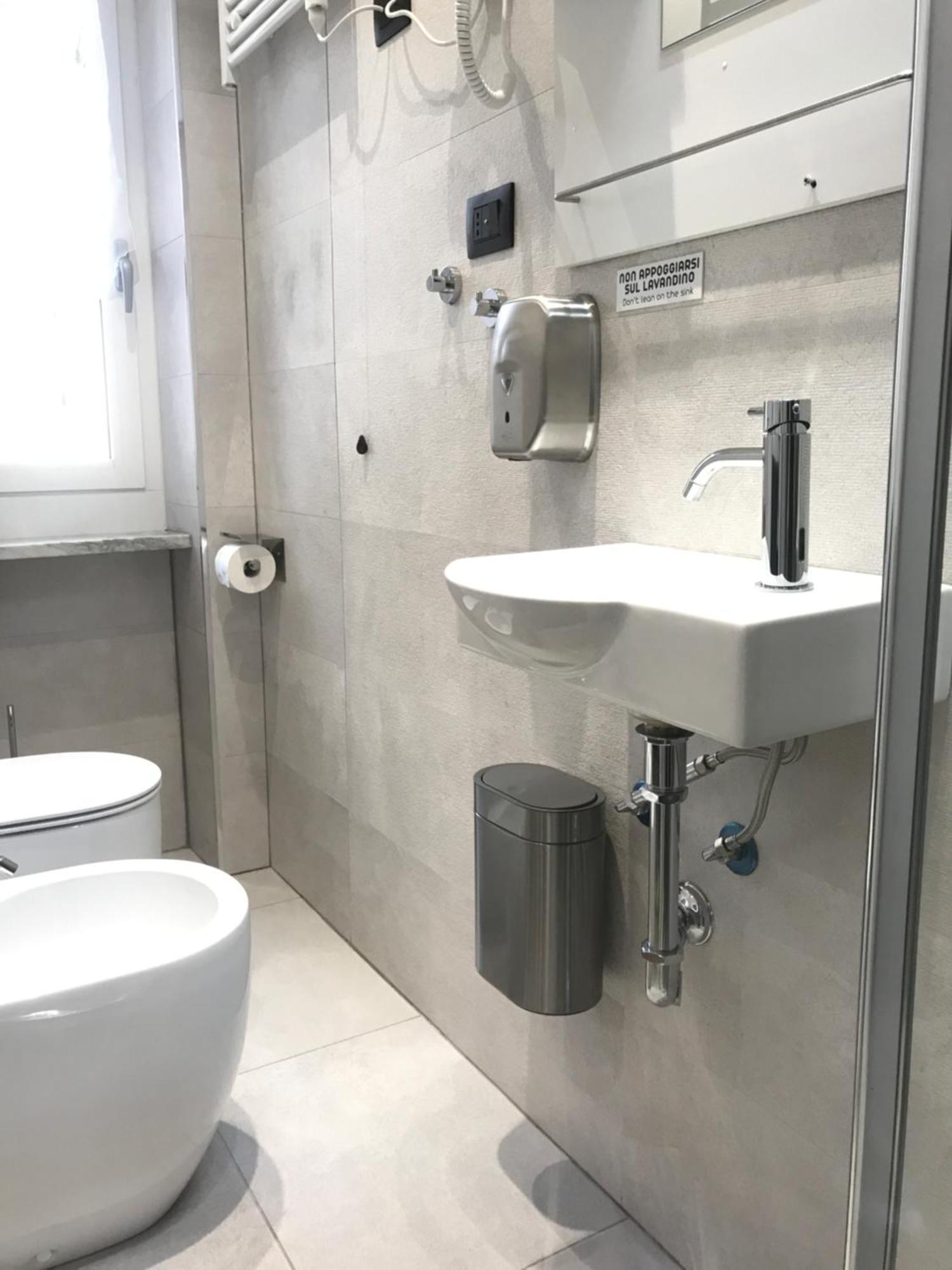 Drooms 4,0 Domotic Smart Self 24H,7 Vicino Treni Porta Susa E Centro Storico トリノ エクステリア 写真