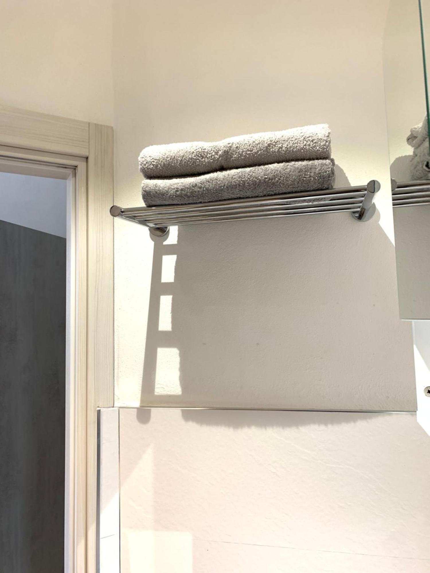 Drooms 4,0 Domotic Smart Self 24H,7 Vicino Treni Porta Susa E Centro Storico トリノ エクステリア 写真