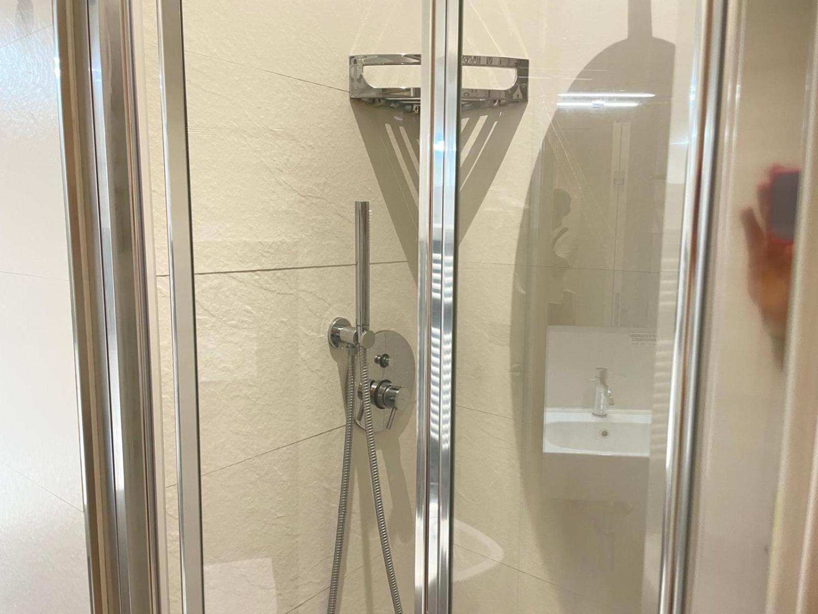Drooms 4,0 Domotic Smart Self 24H,7 Vicino Treni Porta Susa E Centro Storico トリノ エクステリア 写真