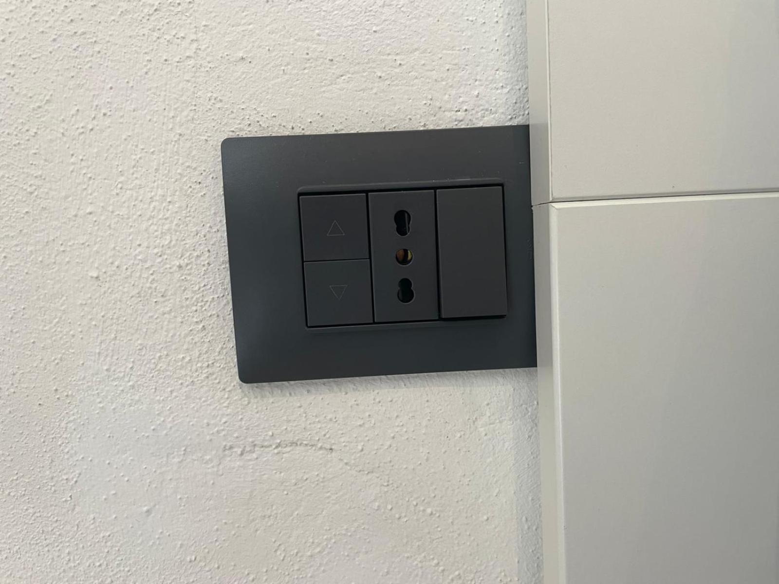 Drooms 4,0 Domotic Smart Self 24H,7 Vicino Treni Porta Susa E Centro Storico トリノ エクステリア 写真