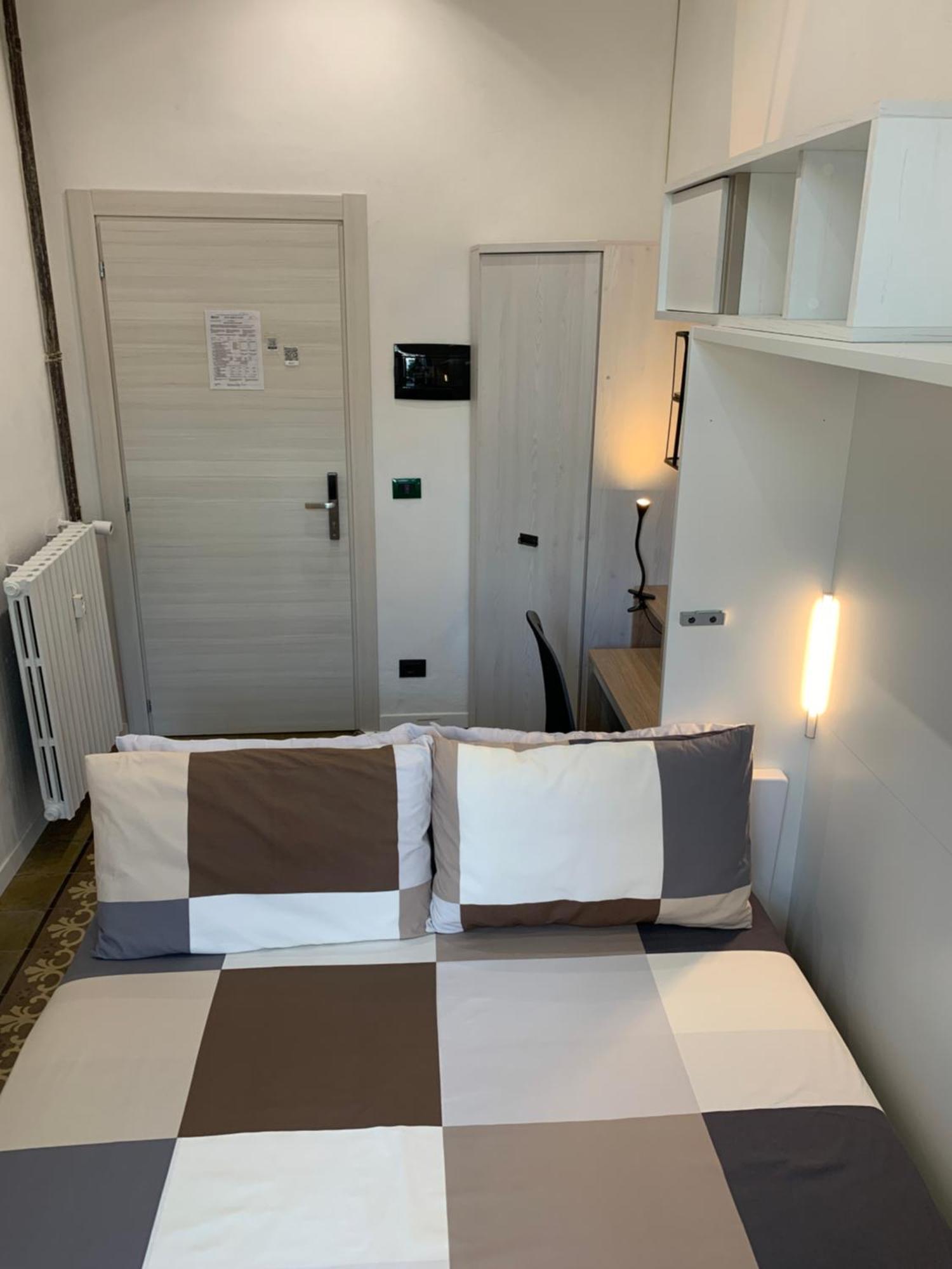 Drooms 4,0 Domotic Smart Self 24H,7 Vicino Treni Porta Susa E Centro Storico トリノ エクステリア 写真
